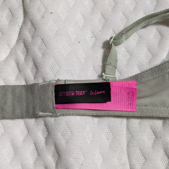 Beyond Sexy Push-Up Bra - Picture 3 of 6